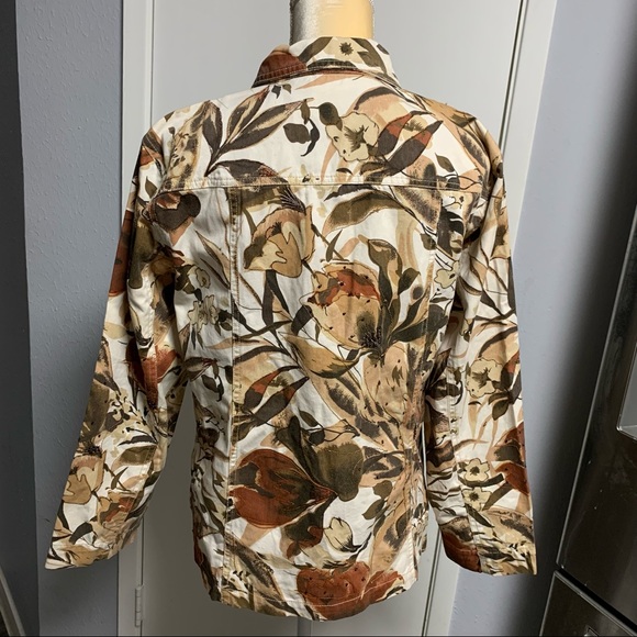 CHICO’s DESIGN FLORAL BEADED  EARTH TONE COLOR JACKET SIZE 1/M8 - Picture 8 of 12